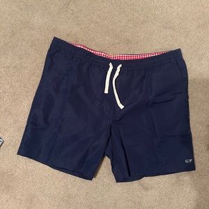 Vineyard Vines XL shorts